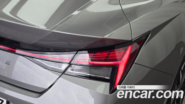 Hyundai AVANTE 2022 — photo 9