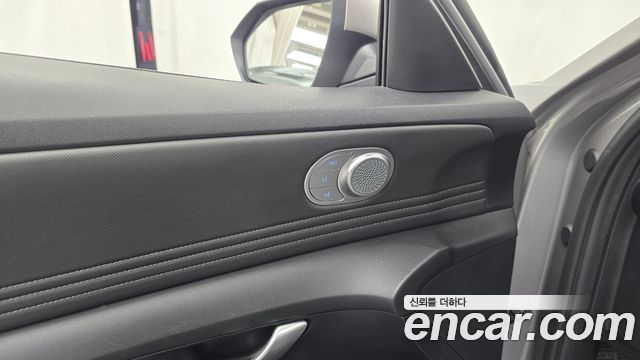 Hyundai AVANTE 2022 — photo 29