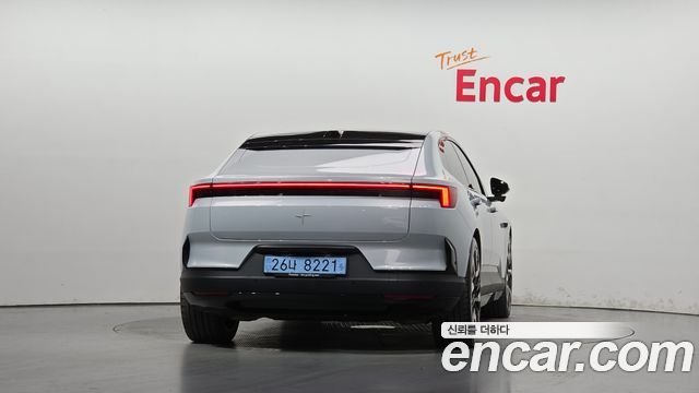 Polestar Polestar 4 2026 — photo 4