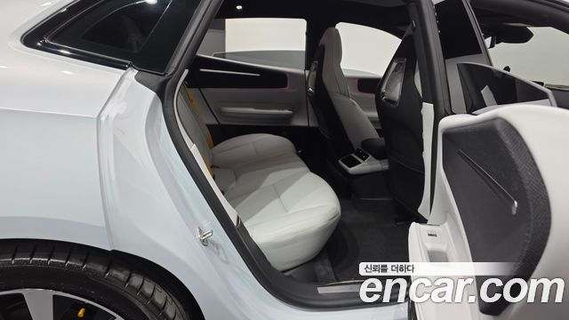 Polestar Polestar 4 2026 — photo 18