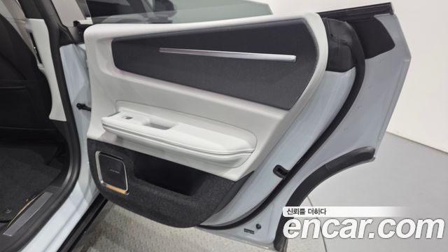 Polestar Polestar 4 2026 — photo 15