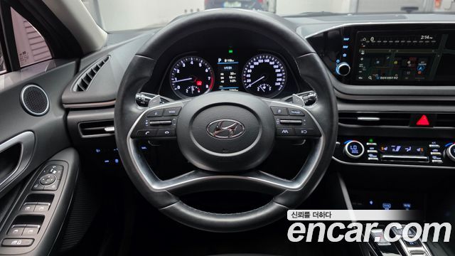 Hyundai Sonata 2023 — photo 20