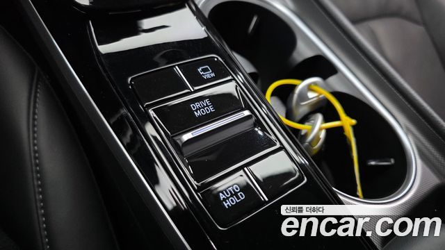 Hyundai Sonata 2023 — photo 25