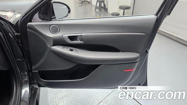 Hyundai Sonata 2023 — photo 15