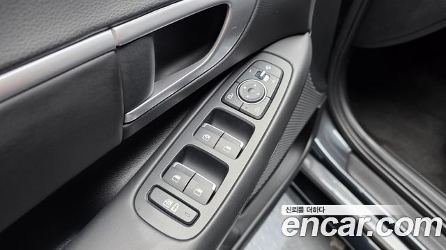 Hyundai Sonata 2023 — photo 30