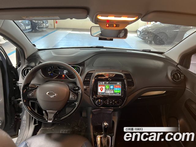 Renault Korea QM3 2016 — photo 11