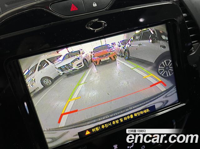 Renault Korea QM3 2016 — photo 13