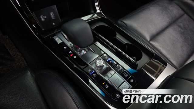 Kia K7 2020 — photo 9