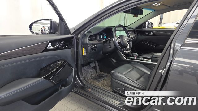 Kia K7 2020 — photo 10