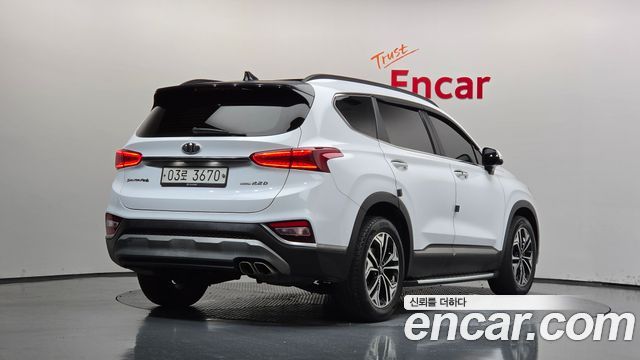 Hyundai Santafe 2019 — photo 2