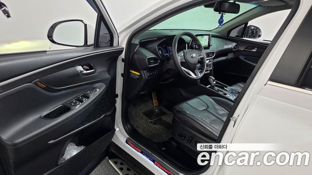 Hyundai Santafe 2019 — photo 13