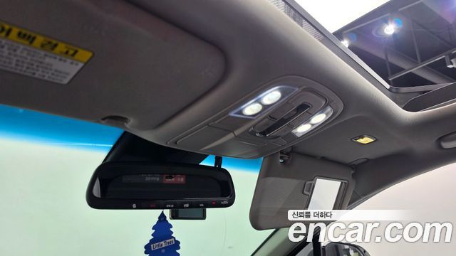 Hyundai Santafe 2019 — photo 21