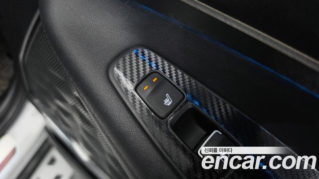 Hyundai Santafe 2019 — photo 23