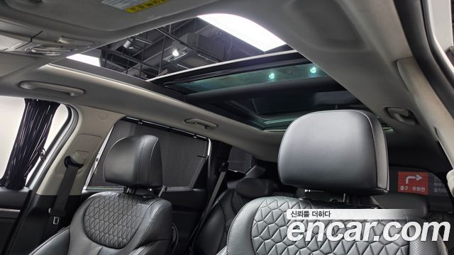 Hyundai Santafe 2019 — photo 25