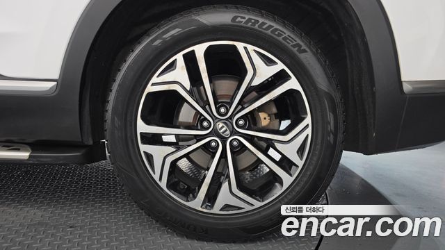 Hyundai Santafe 2019 — photo 7