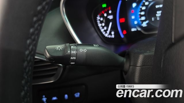 Hyundai Santafe 2019 — photo 36
