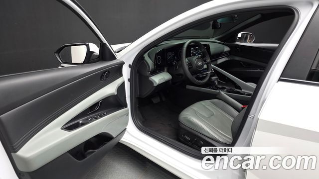 Hyundai AVANTE 2024 — photo 10