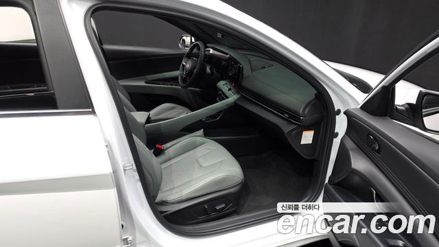 Hyundai AVANTE 2024 — photo 11