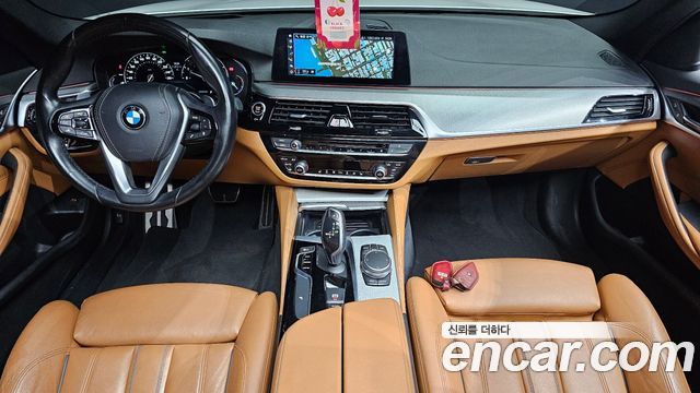BMW 5-Series 2018 — photo 7