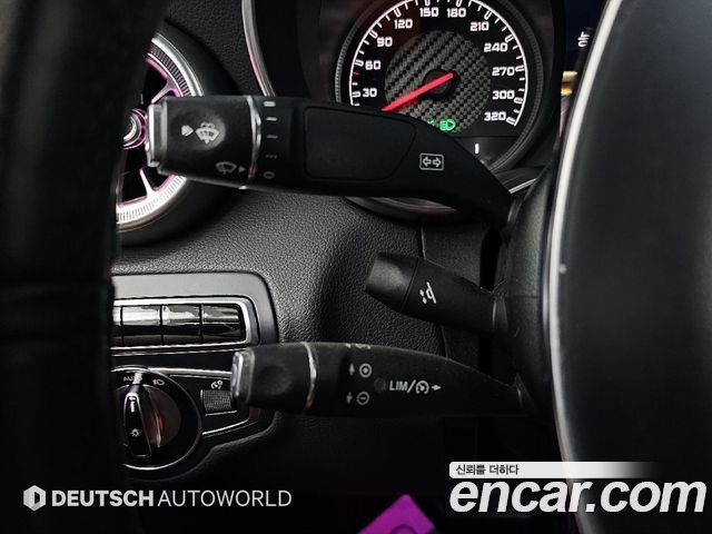 Mercedes-Benz C-Class 2017 — photo 12