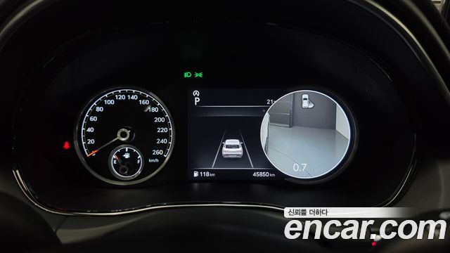 Genesis GV70 2023 — photo 11