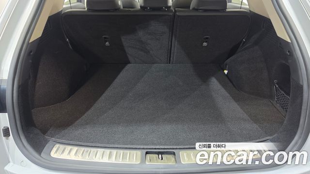 Genesis GV70 2023 — photo 25