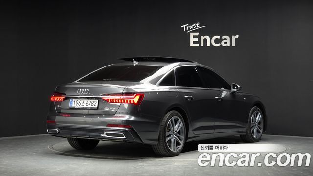 Audi A6 2022 — photo 2