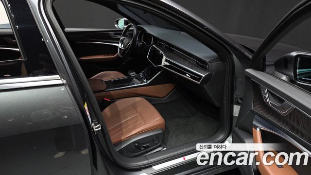 Audi A6 2022 — photo 17