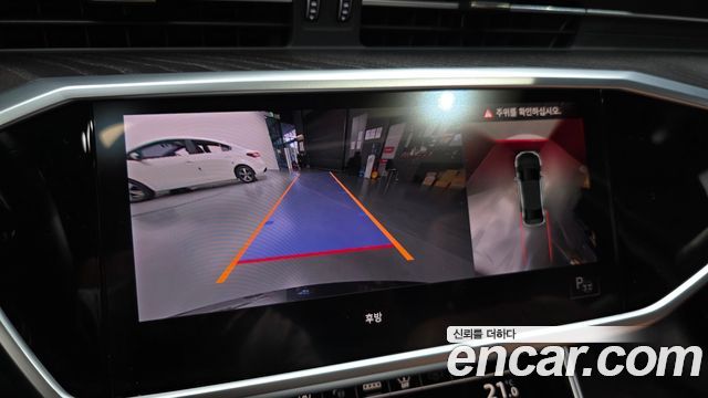 Audi A6 2022 — photo 21