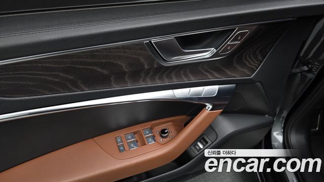 Audi A6 2022 — photo 24