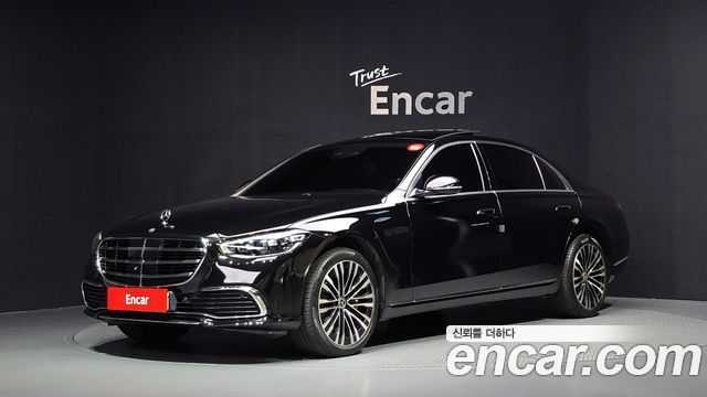 Mercedes-Benz S-Class 2022 — photo 1