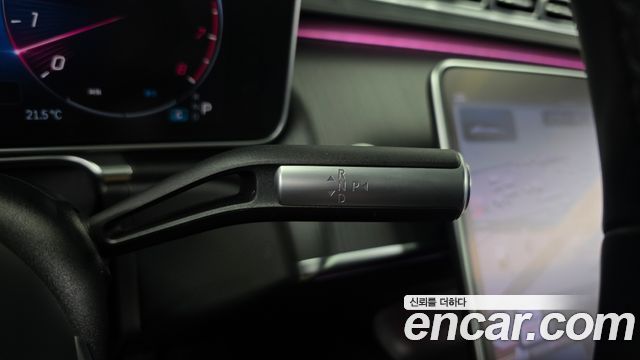 Mercedes-Benz S-Class 2022 — photo 9