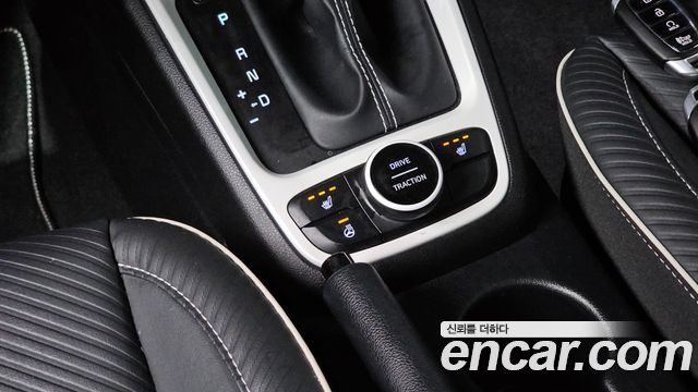 Hyundai Venue 2020 — photo 17
