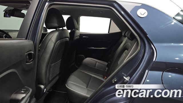 Hyundai Venue 2020 — photo 18