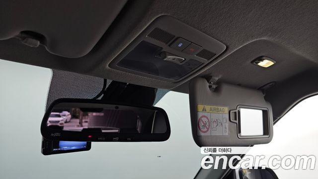 Hyundai Venue 2020 — photo 19