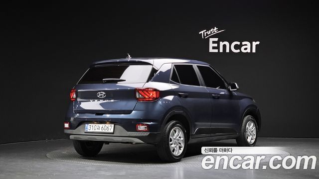 Hyundai Venue 2021 — photo 2