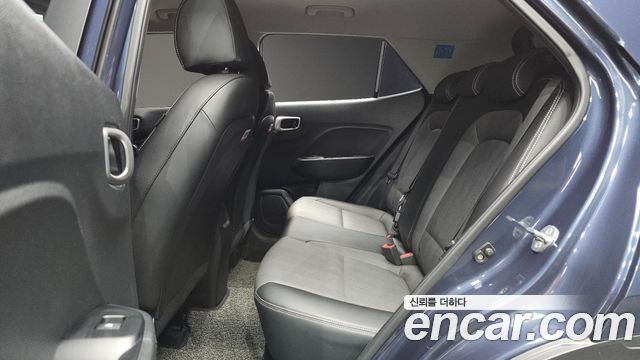 Hyundai Venue 2021 — photo 11