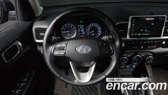 Hyundai Venue 2021 — photo 12