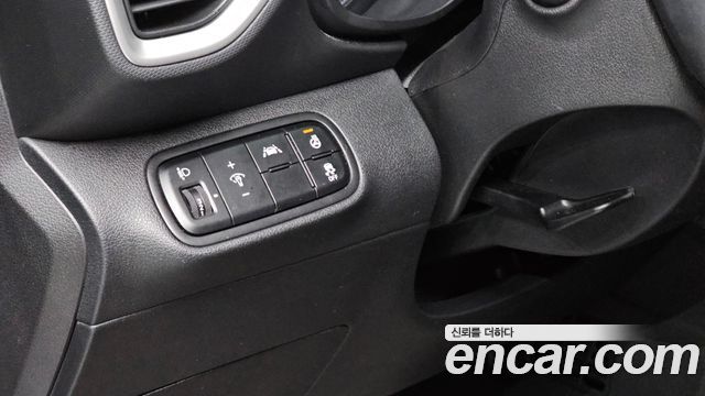 Hyundai Venue 2021 — photo 13
