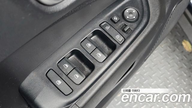 Hyundai Venue 2021 — photo 19