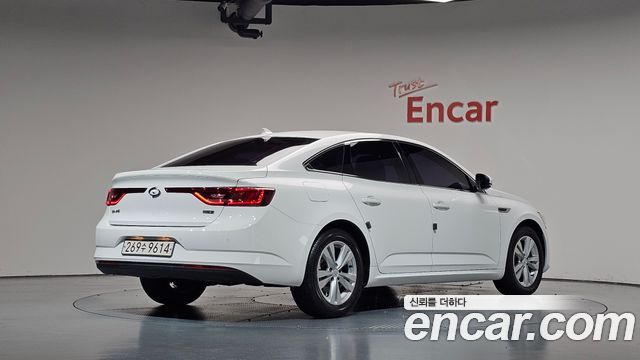 Renault Korea SM6 2019 — photo 2
