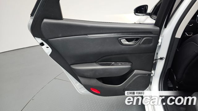 Renault Korea SM6 2019 — photo 15