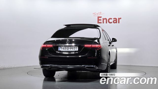 Mercedes-Benz S-Class 2022 — photo 4