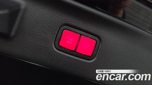 Mercedes-Benz S-Class 2022 — photo 17