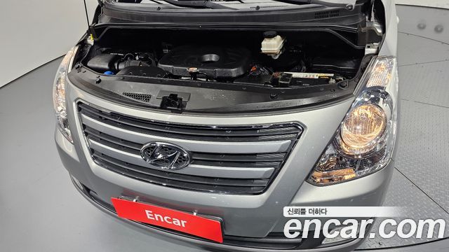 Hyundai Starex 2018 — photo 6