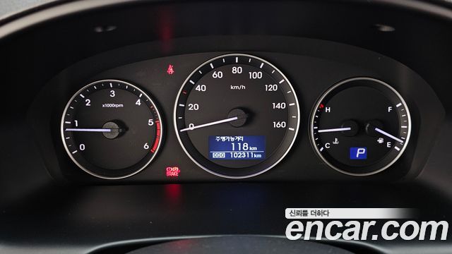 Hyundai Starex 2018 — photo 8