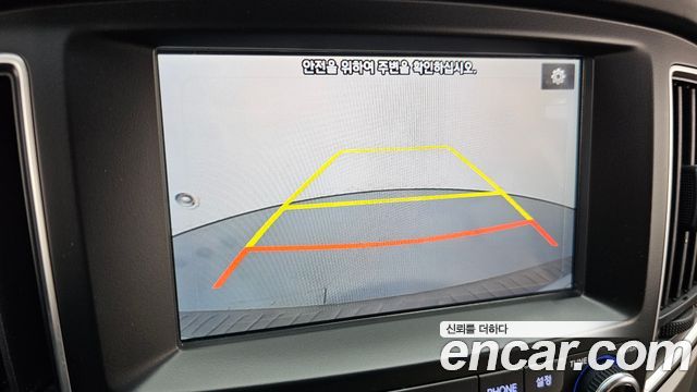Hyundai Starex 2018 — photo 16