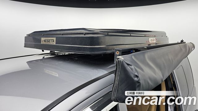 Hyundai Starex 2018 — photo 19