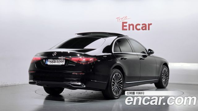 Mercedes-Benz S-Class 2021 — photo 2