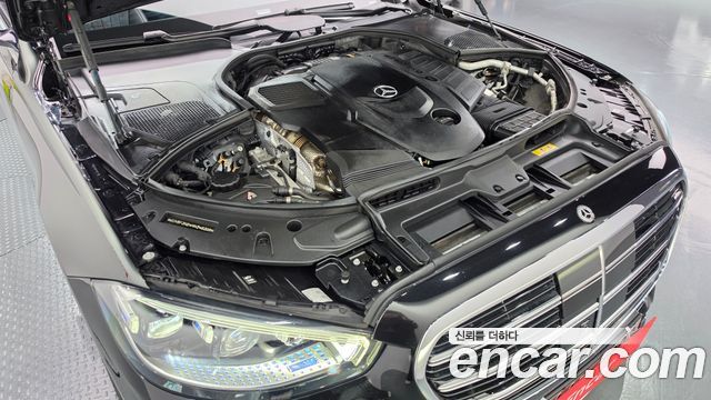 Mercedes-Benz S-Class 2021 — photo 6